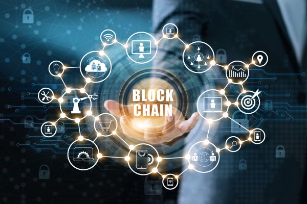 How does Blockchain technology help organizations when sharing data?
